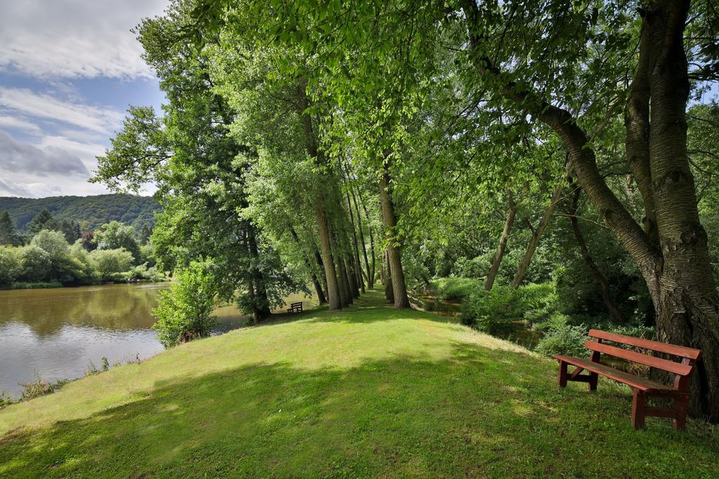 Romantic Hotel Mlyn Karlštejn Zewnętrze zdjęcie